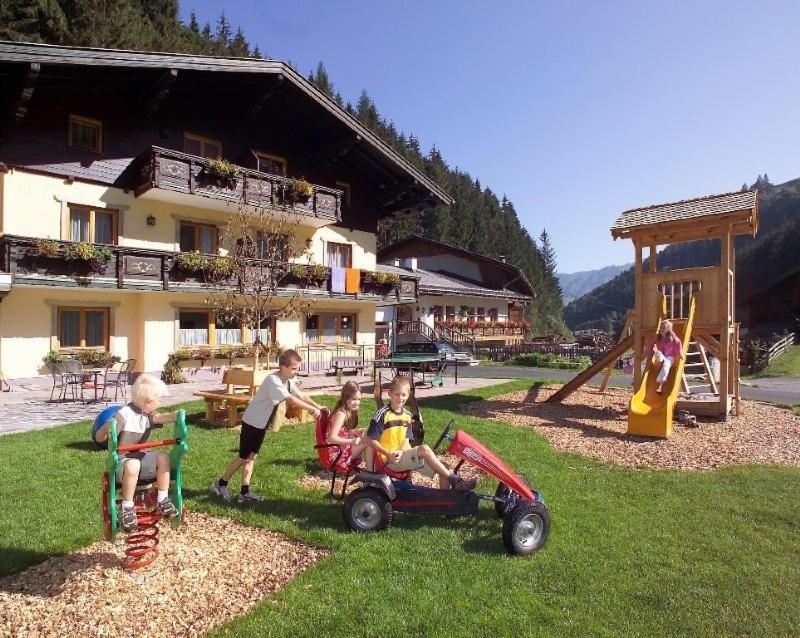 Feriendorf Holzlebn Гроссарль Экстерьер фото